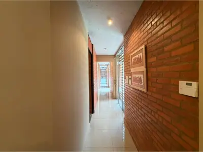 Casa mobiliada de 4 suítes para alugar em San Bernardino 4