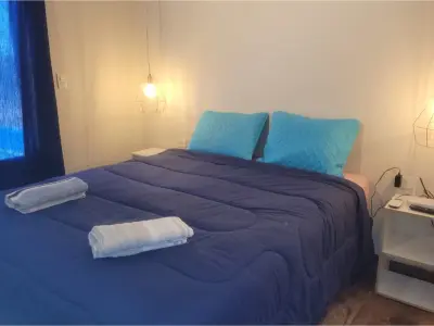 Casa mobiliada para alugar com piscina em Costalago, Ypacaraí 3