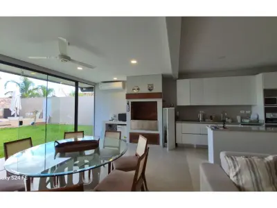 Casa mobiliada para alugar em Puerto del Lago, San Bernardino 4