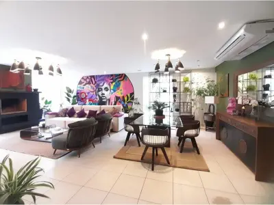 Casa amoblada en venta en Condominio Botánica IV, San Jorge 2