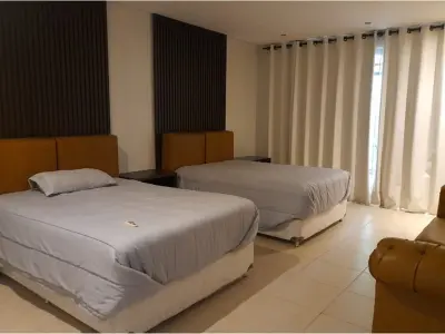 Casa amoblada en venta en Condominio Botánica IV, San Jorge 3