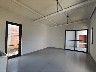 Casa amoblada en venta en condominio en Areguá 3
