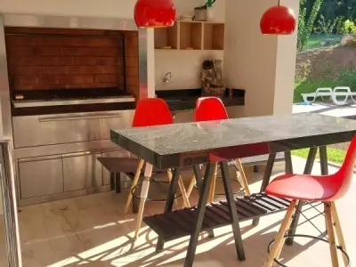 Casa amoblada en venta en condominio Sunset Hills, San Bernardino 3