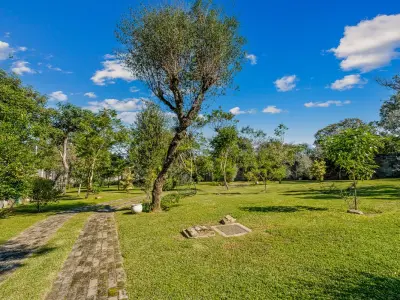 Casa mobiliada à venda em San Bernardino com 6 quartos 4