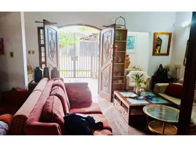 Casa mobiliada à venda em San Jorge, Mariano Roque Alonso 4