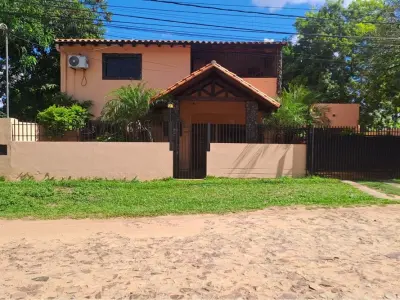 Casa ampla mobiliada para alugar em Mariano Roque Alonso 3