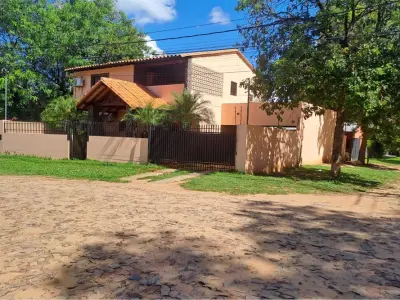 Casa ampla mobiliada para alugar em Mariano Roque Alonso 4