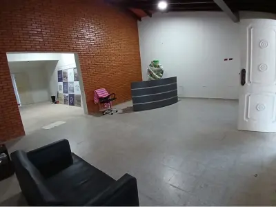Casa ampla para alugar como escritório em Carmelitas 4
