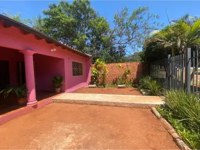 Casa amplia en venta en Capiatá, Central 4
