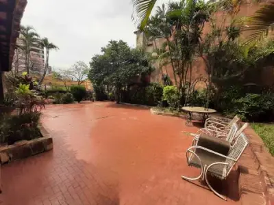 Casa antiga à venda em San Roque, Assunção 3