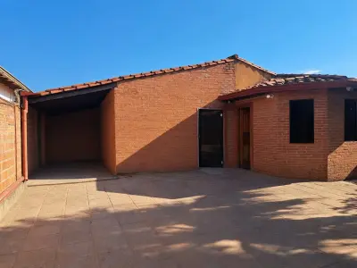 Casa Clássica de 3 Quartos no Bairro Concordia, MRA 2