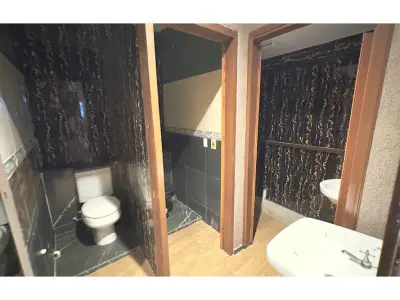 Casa comercial en alquiler en Limpio, Central 4