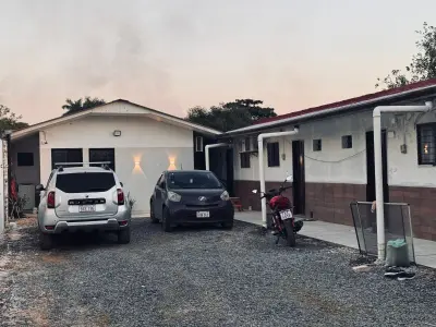Casa con 9 monoambientes en venta, Barrio Rosa Mística, Mariano Roque Alonso 4