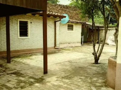 House with separate apartment for sale in Sagrada Familia, San Lorenzo 4