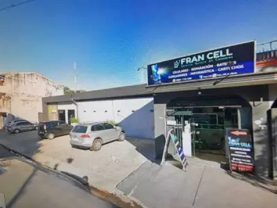 Casa com espaço comercial à venda, bairro Herrera, Assunção 2