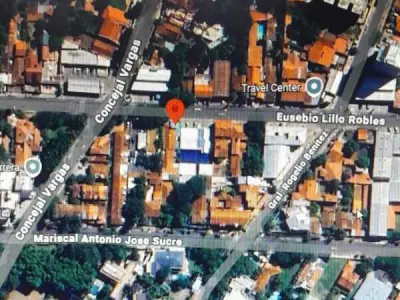 Casa com espaço comercial à venda, bairro Herrera, Assunção 3