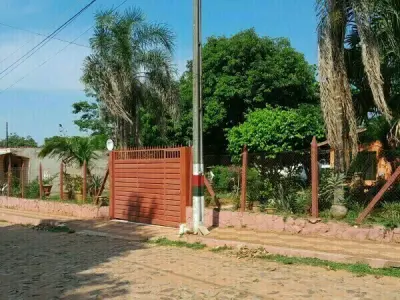 Casa com espaço comercial à venda, Caacupemí, Areguá, Central 4