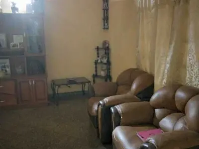 Casa com lojas comerciais à venda, Pettirossi, Assunção 4