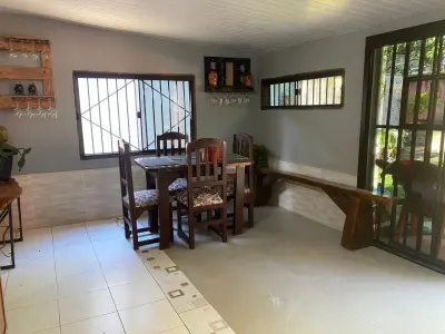 Casa com piscina e quincho no centro de San Bernardino 2
