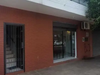 Income-Producing Home for Sale — Barrio Pinoza, Asunción 2