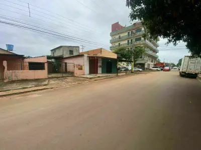 Casa con salón comercial en venta en Ciudad Nueva, Ciudad del Este 2