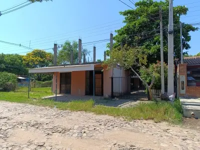 Casa con salones comerciales en venta — San Antonio, Limpio 3