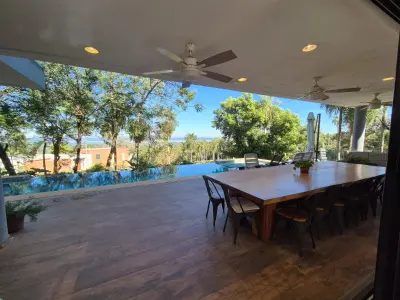 Casa com vista para o lago Ypacaraí em Ciervo Cua, San Bernardino 2