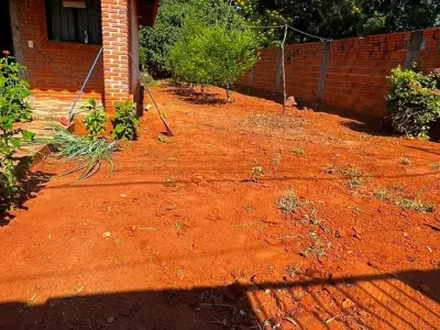 Casa de 2 dormitorios en venta en Itauguá 3