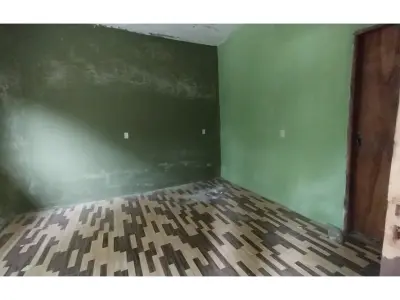 Casa de 2 niveles en venta en Asunción 4