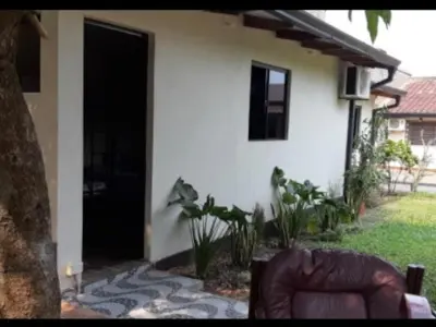 Casa de 3 Quartos à Venda no Bairro Nova Esperança, Encarnación 4
