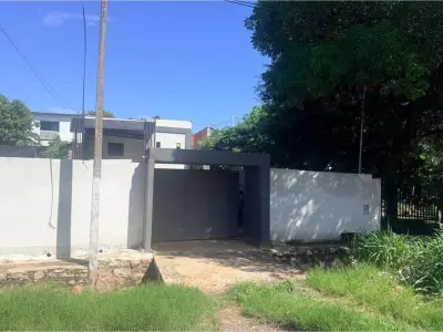 3-Bedroom House for Sale in Mariano Roque Alonso 4