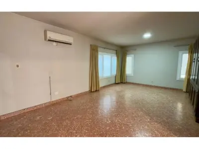 3-Bedroom House for Sale in Recoleta, Asunción 4