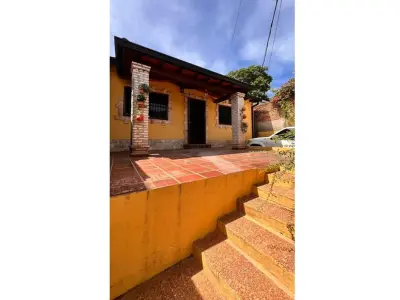 Casa de 3 quartos para alugar em Villa Elisa 2