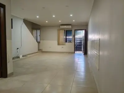 Three-story house for sale in Asunción — Ciudad Nueva neighborhood, USD 160,000 3