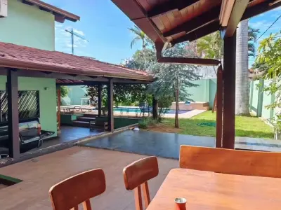 Casa de 4 dormitórios à venda em Laguna Grande 2