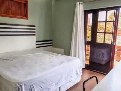 Casa de 4 dormitórios à venda em Laguna Grande 3