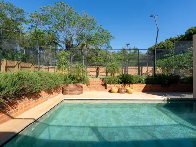 4-suite house for sale in San Bernardino 4