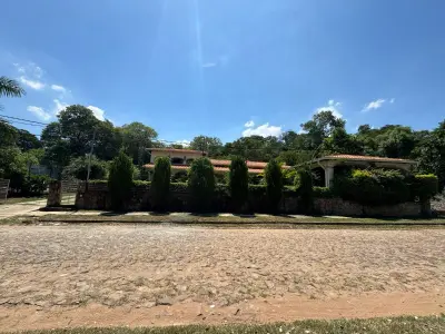 Casa de campo com piscina e quadra de padel em San Bernardino 2