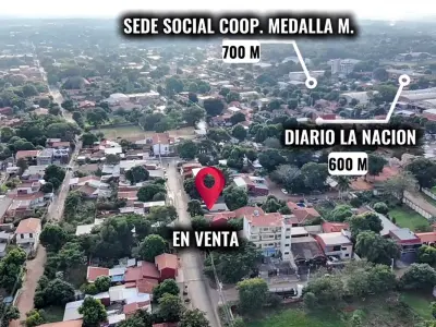 Casa de dos pisos en venta en Fernando de la Mora 4