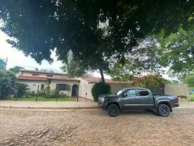 Casa de una planta con piscina en venta en Villa Ofelia, Fernando de la Mora 4