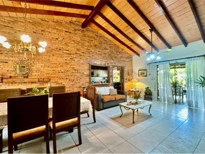 Casa de una planta en venta en Luque, Loma Merlo 4