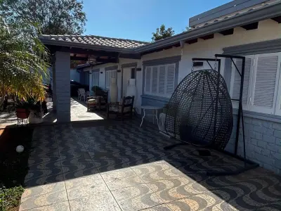 Single-Story House with Pool in Villa Adela, Luque 2