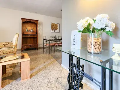 House for rent as office in San Cristóbal, Asunción 3