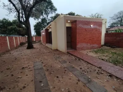 Casa en alquiler con 2 dormitorios en María Auxiliadora 3