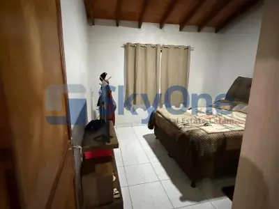 Casa en alquiler con 2 dormitorios en Presidente Franco 3