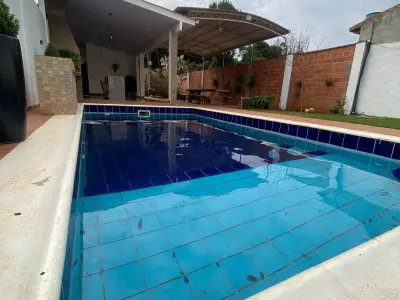 Casa en alquiler con 3 dormitorios en Ciudad Nueva 4