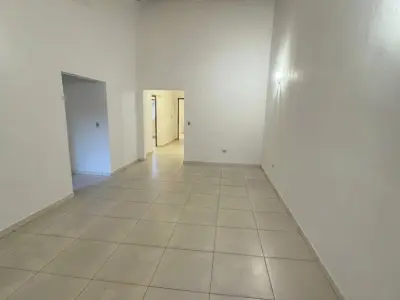 Casa para alugar com 3 dormitórios em Cuarto Barrio, Luque 2