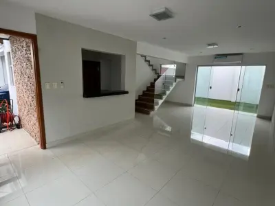 Casa en alquiler con 3 dormitorios en Ita Enramada 2