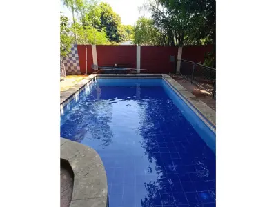 Casa para alugar com piscina em San Antonio 4