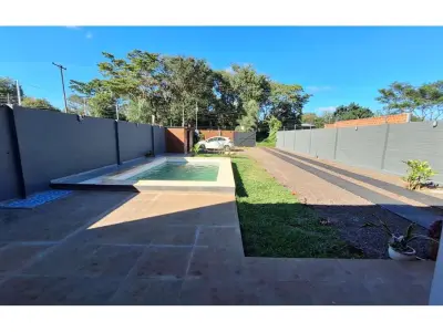 House for rent with pool in San Isidro, Encarnación 2